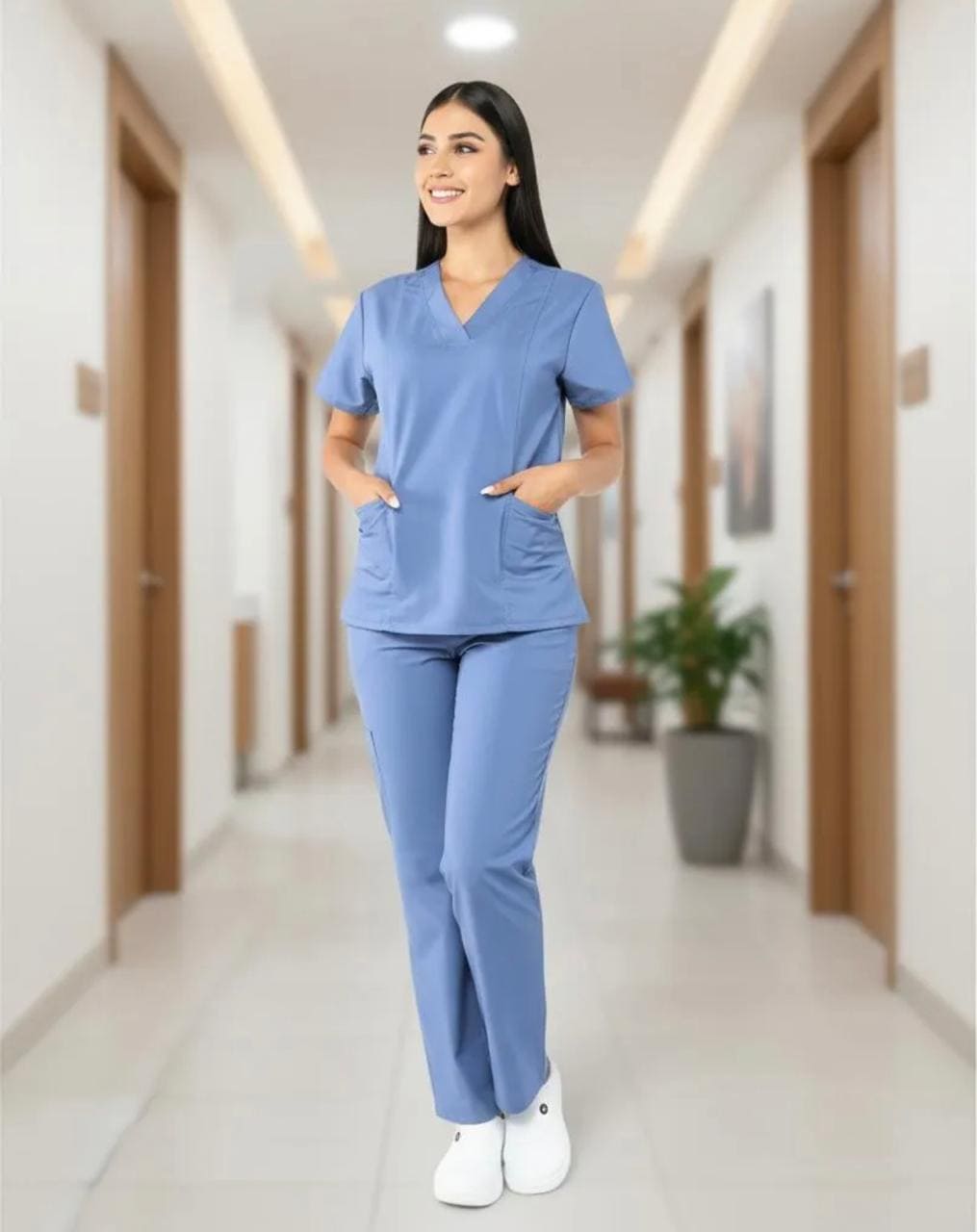 Uniforme antifluido dama cuello V